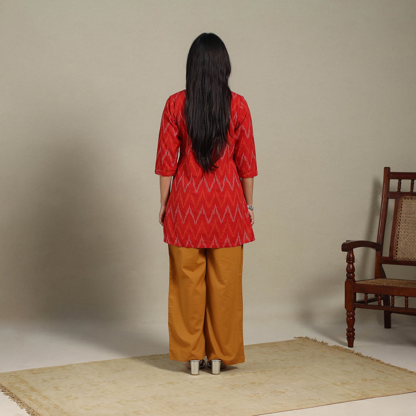 Red - cotton short pochampally ikat kurta with embroidery