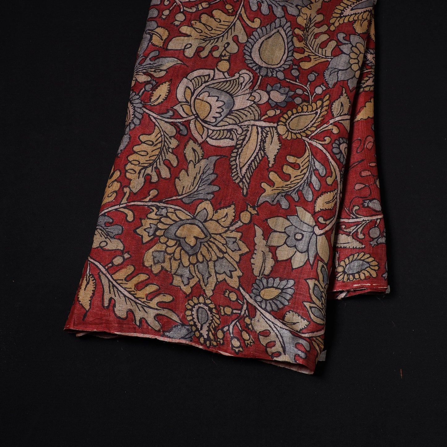 Red - desi tussar silk handpainted srikalahasti pen