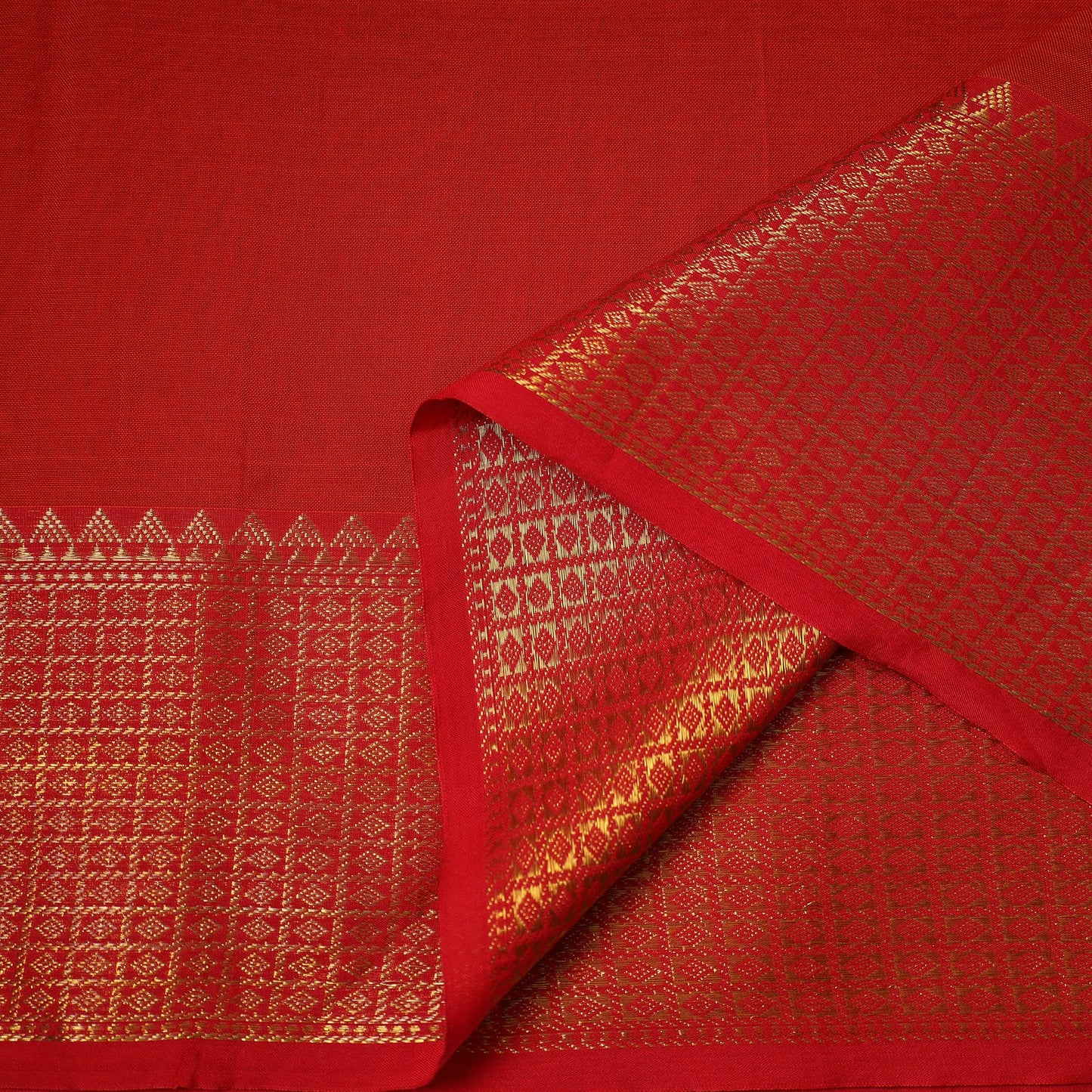 Red - dharwad cotton fabric with border 17 - handcrafted