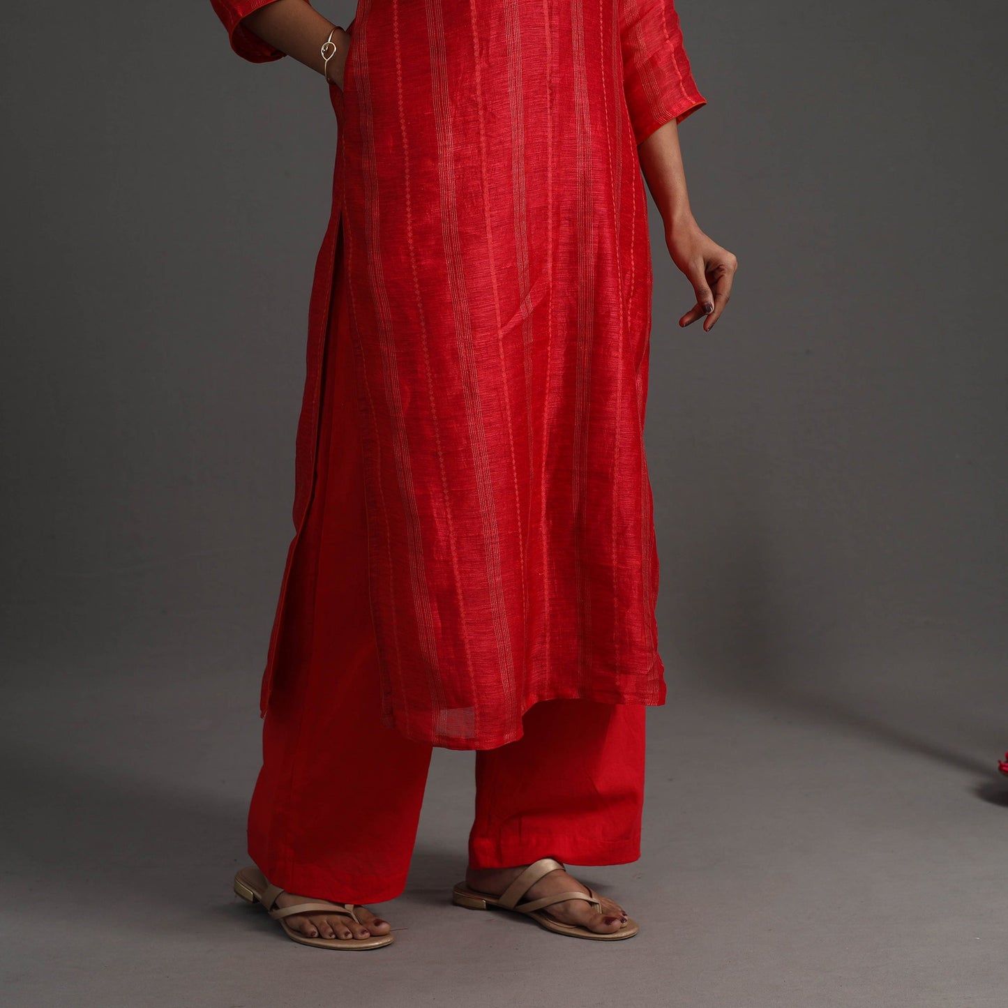 Buy Red Elegant Linen Silk Handloom Plain Kurta Set