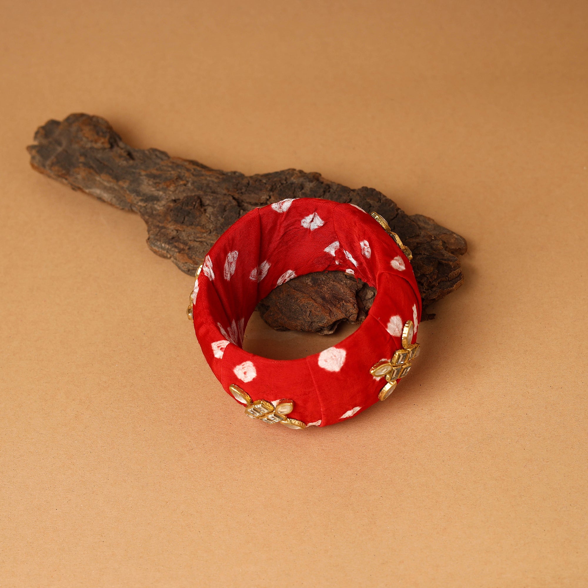  Fabart Kundan Work Handmade Bangle