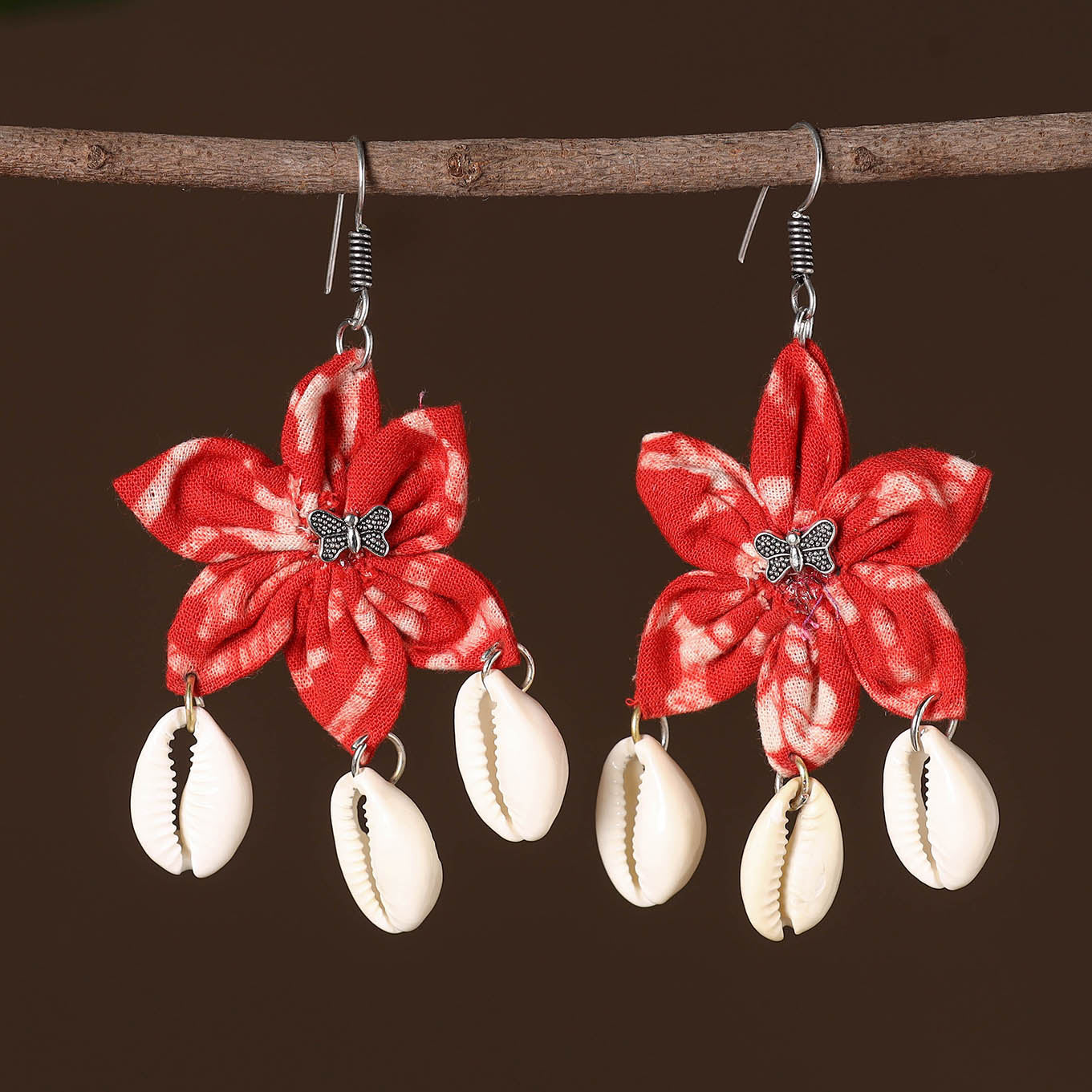 Red - fariha fabart phool kali shell earrings - handcrafted