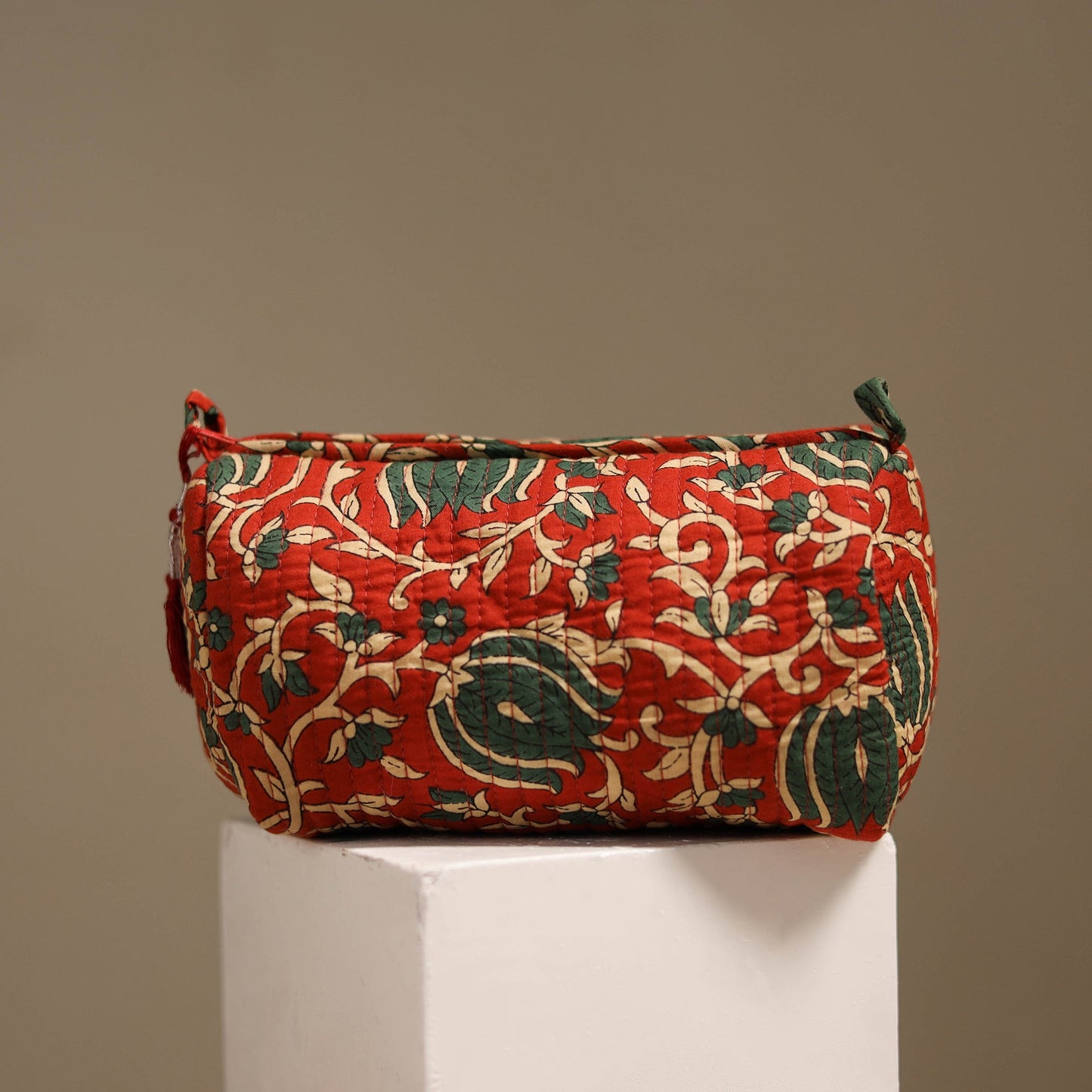 Red - floral hand quilted toiletry bags (set of 3) 17