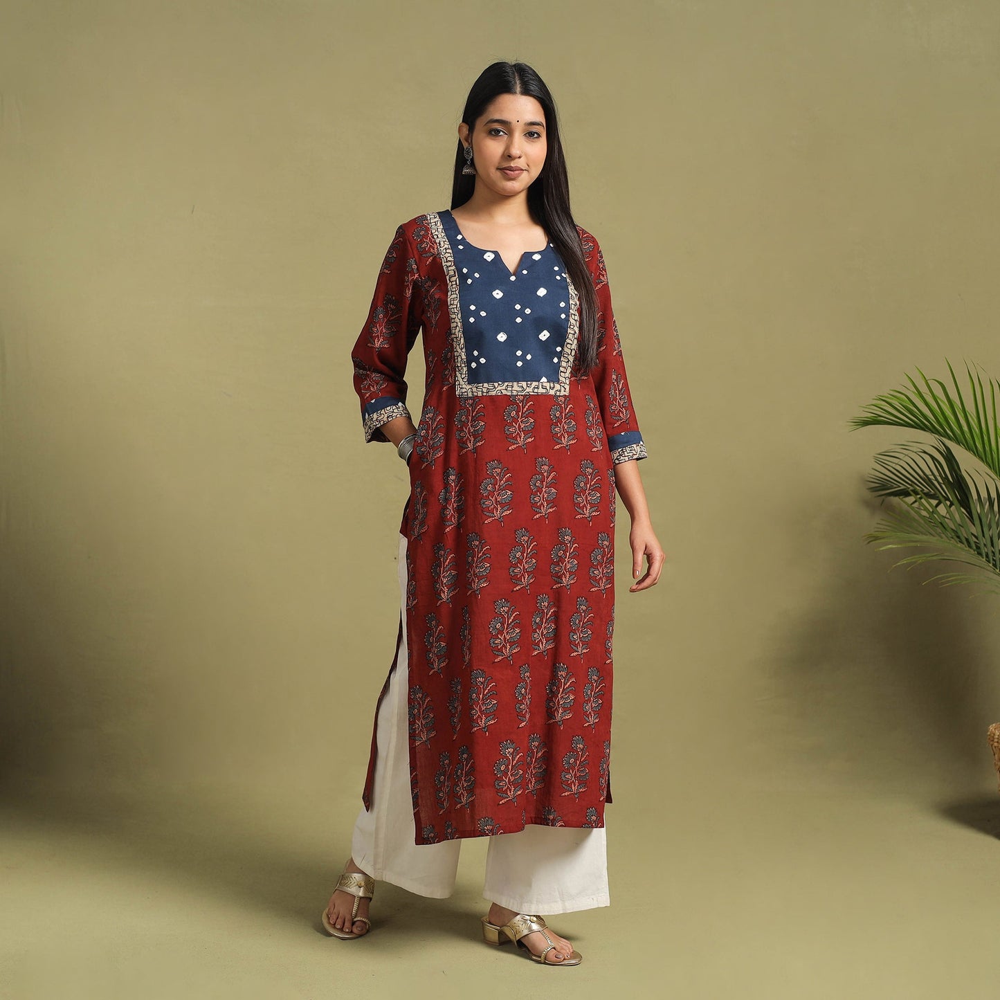 Fusion Mul Cotton Straight Red Ajrakh Kurta for Women