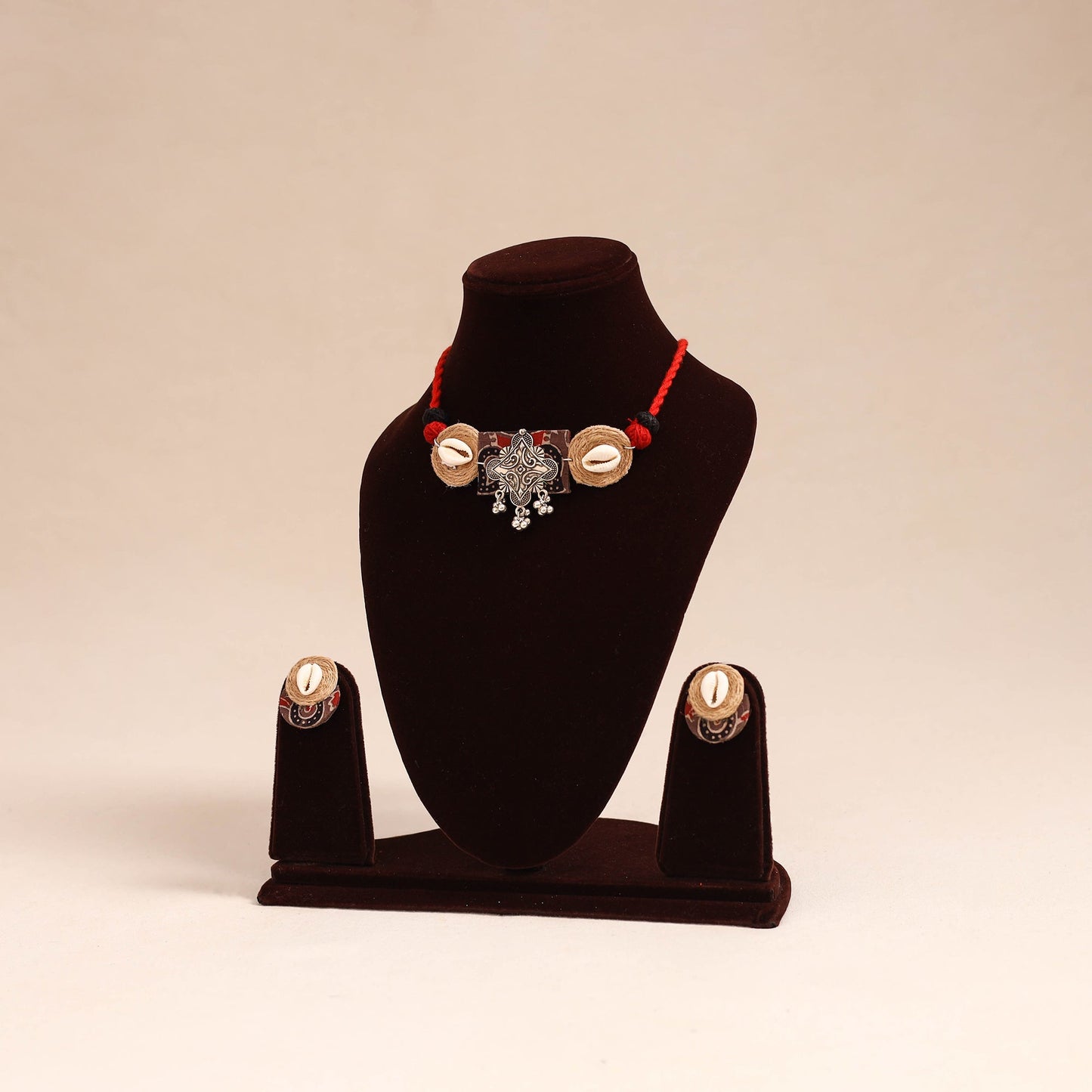 Red - german silver jute & fabart necklace set 68