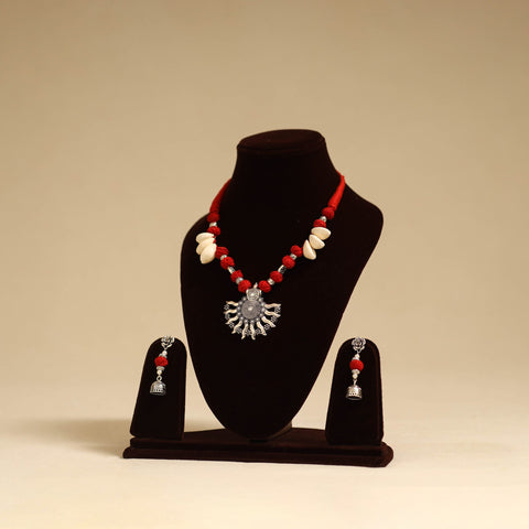 Red - german silver necklace set with thread beads 19