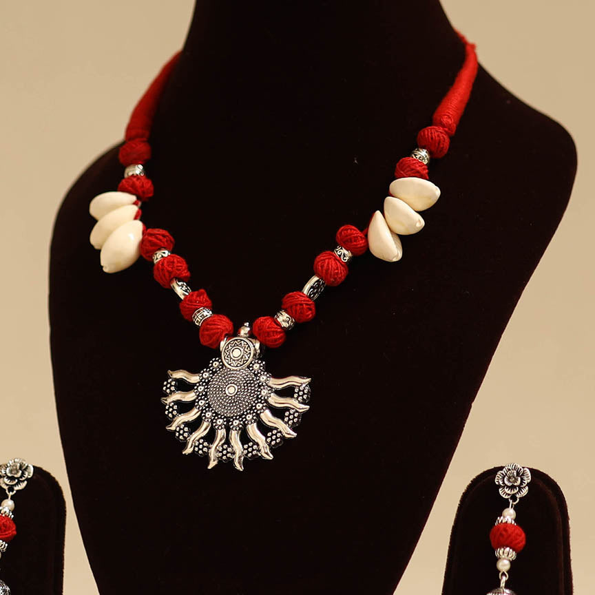 Red - german silver necklace set with thread beads 19