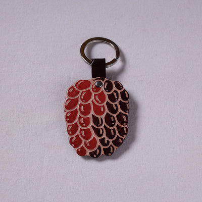 Red Handcrafted Leather Keychain Online at iTokri.com 