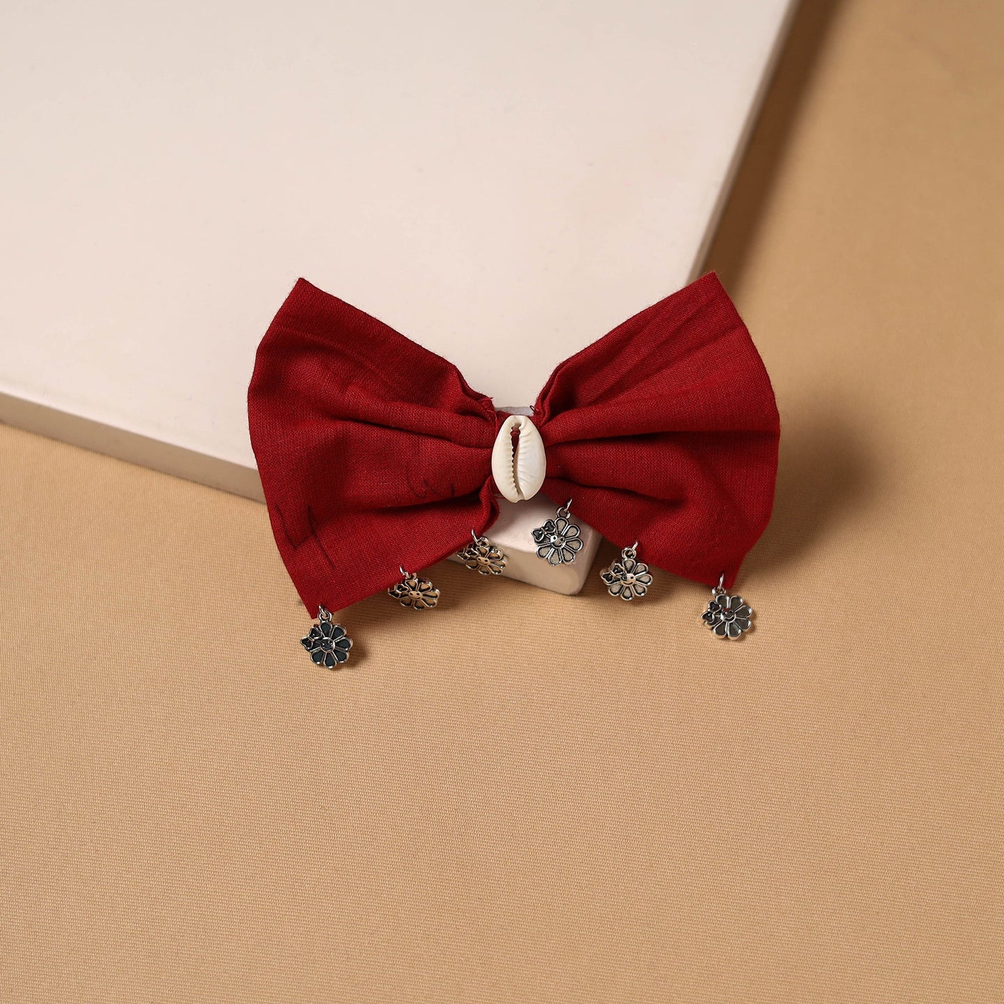 Gs shell work women’s bow hair clip 59 - handcrafted