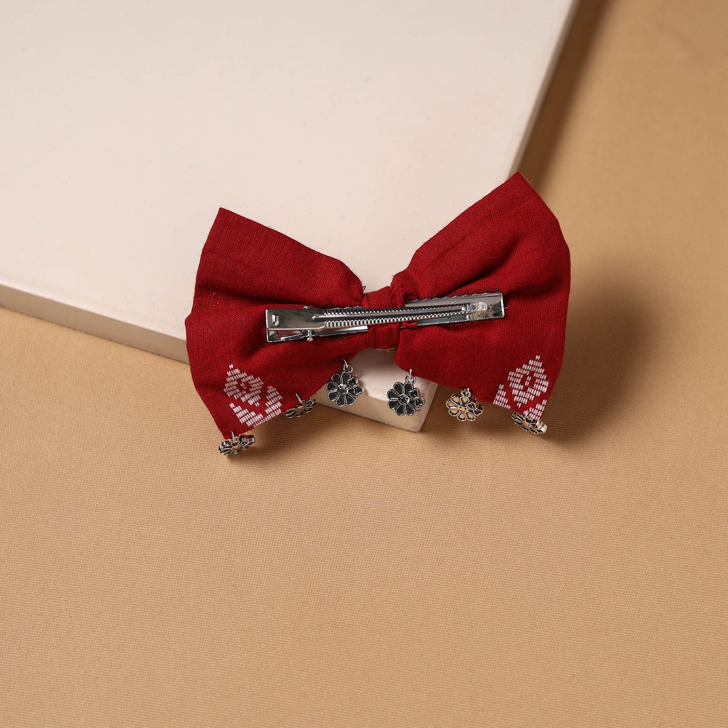 Gs shell work women’s bow hair clip 59 - handcrafted