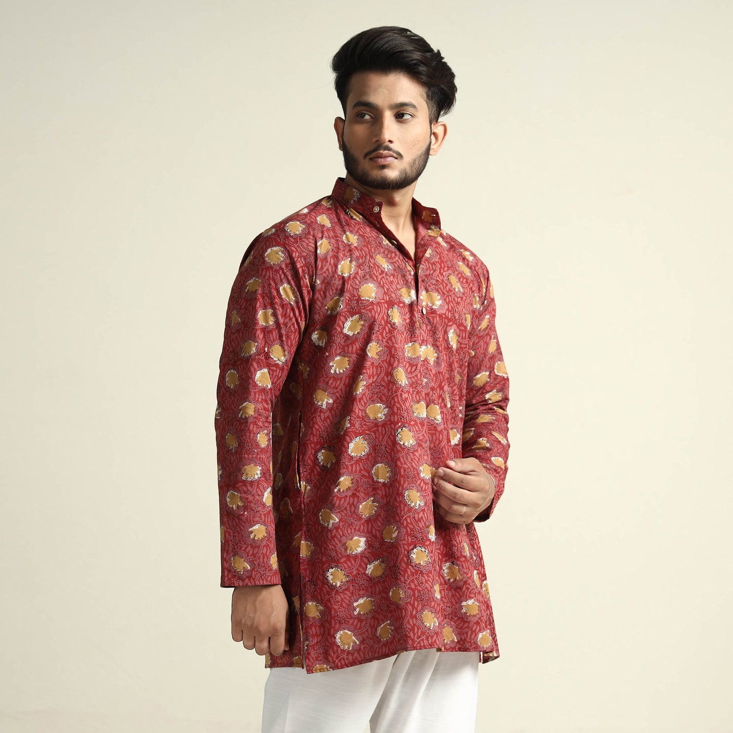 Buy Bagru Block Printed Cotton Men Short Kurta Online at iTokri.com