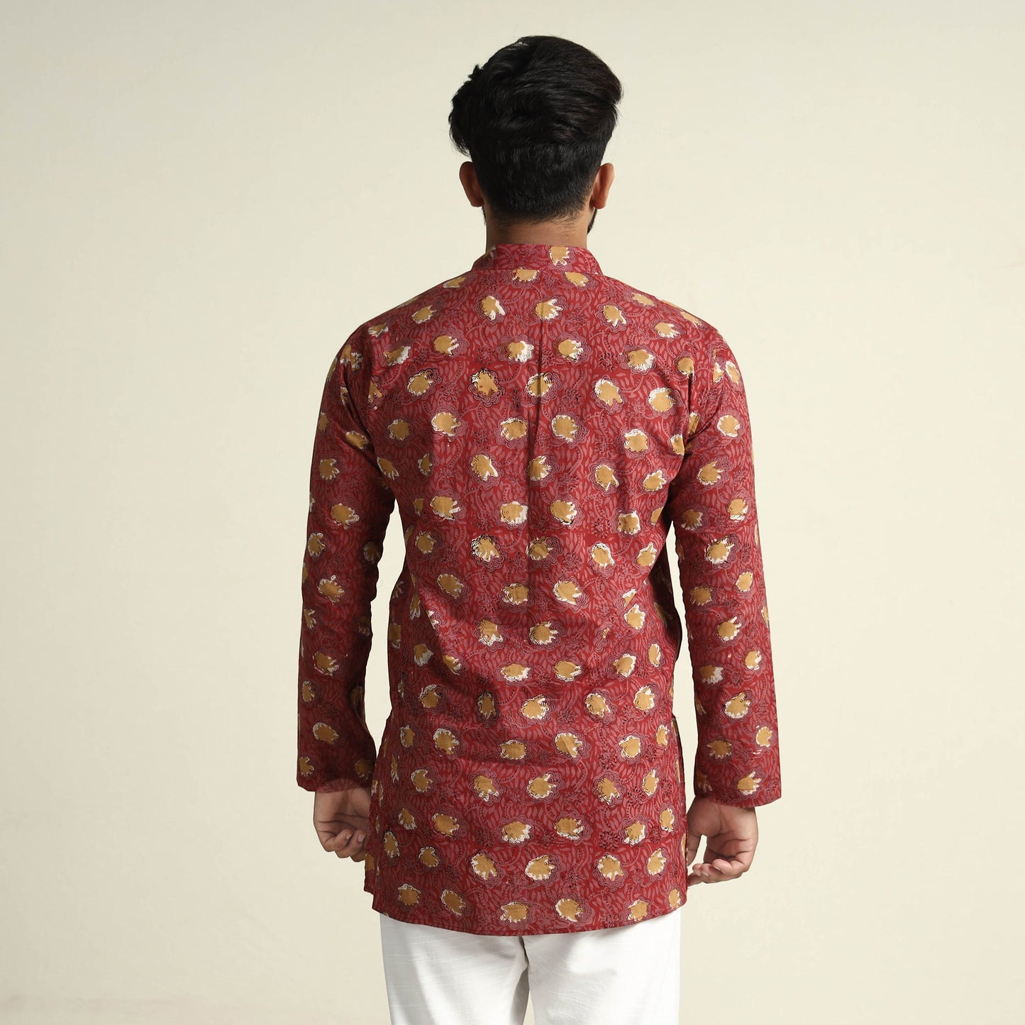 Buy Bagru Block Printed Cotton Men Short Kurta Online at iTokri.com