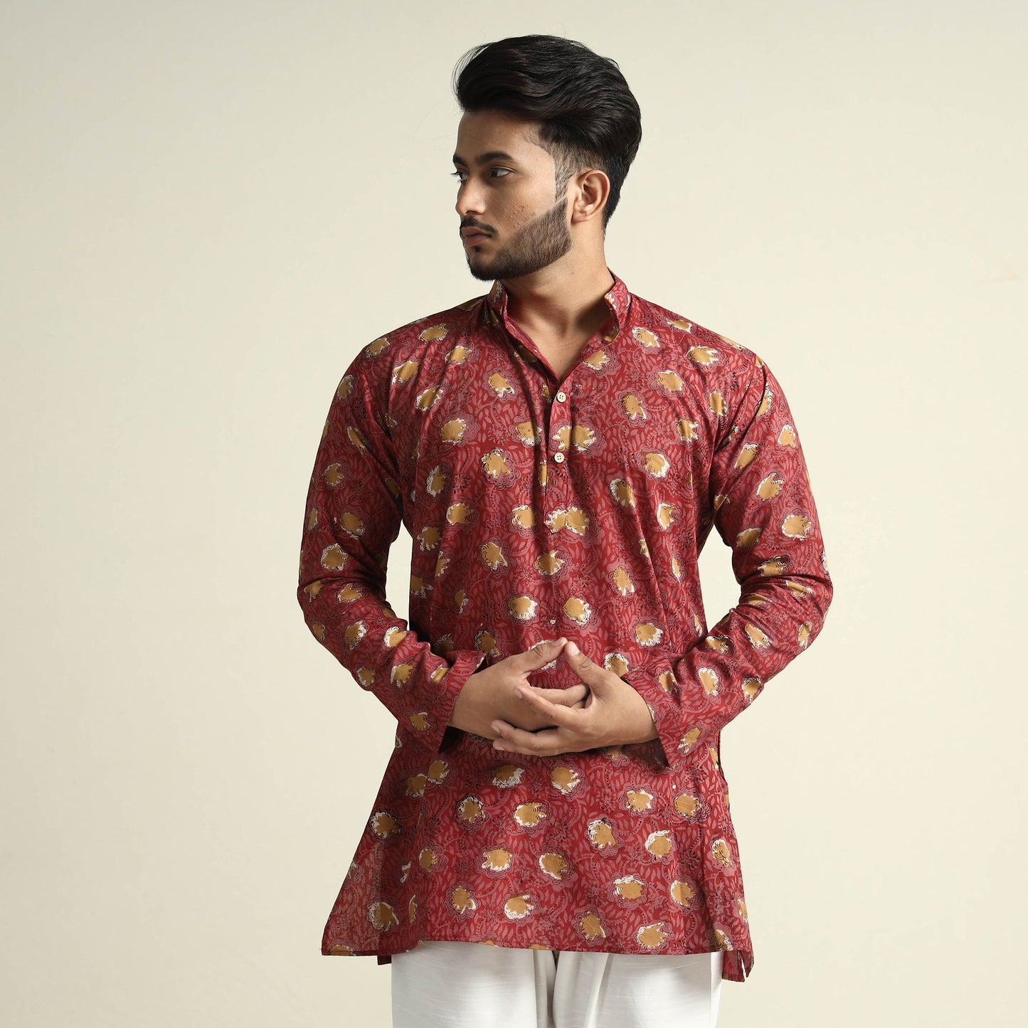 Buy Bagru Block Printed Cotton Men Short Kurta Online at iTokri.com