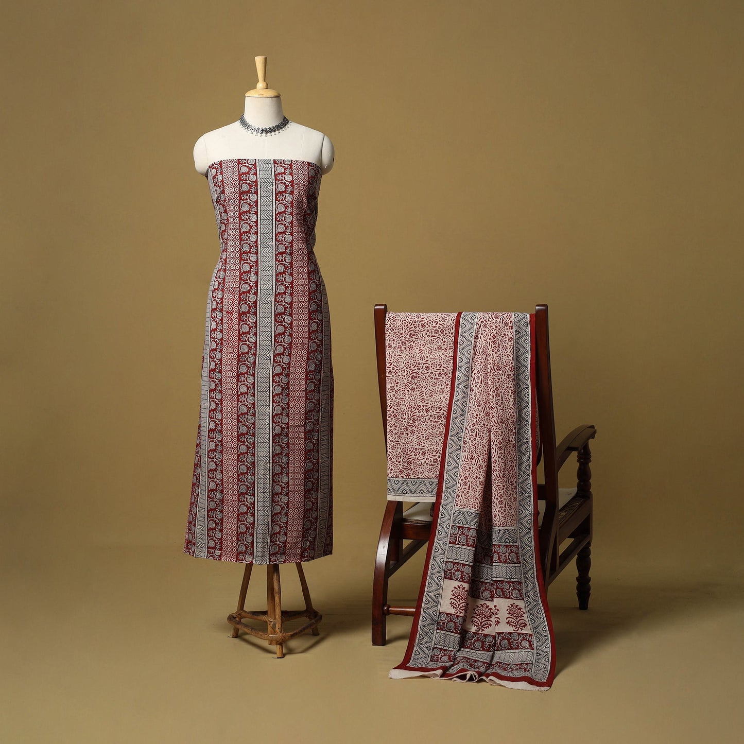 Red - hand bagh natural dyed cotton 3pc unstitched dress