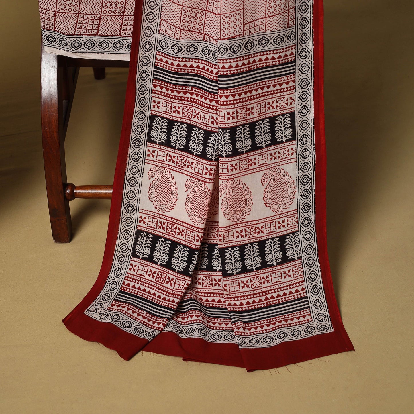 Red - hand bagh natural dyed cotton 3pc unstitched dress