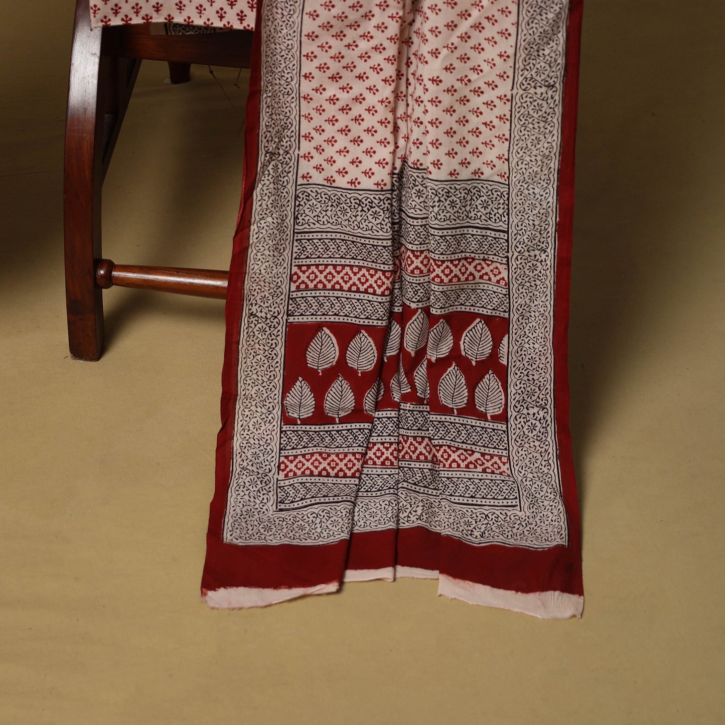 Red - hand bagh natural dyed cotton 3pc unstitched dress