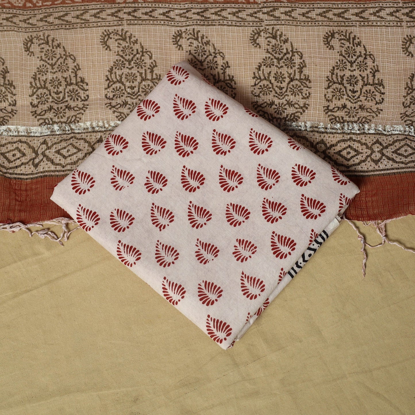 Hand block bagh print cotton 3pc unstitched dress material