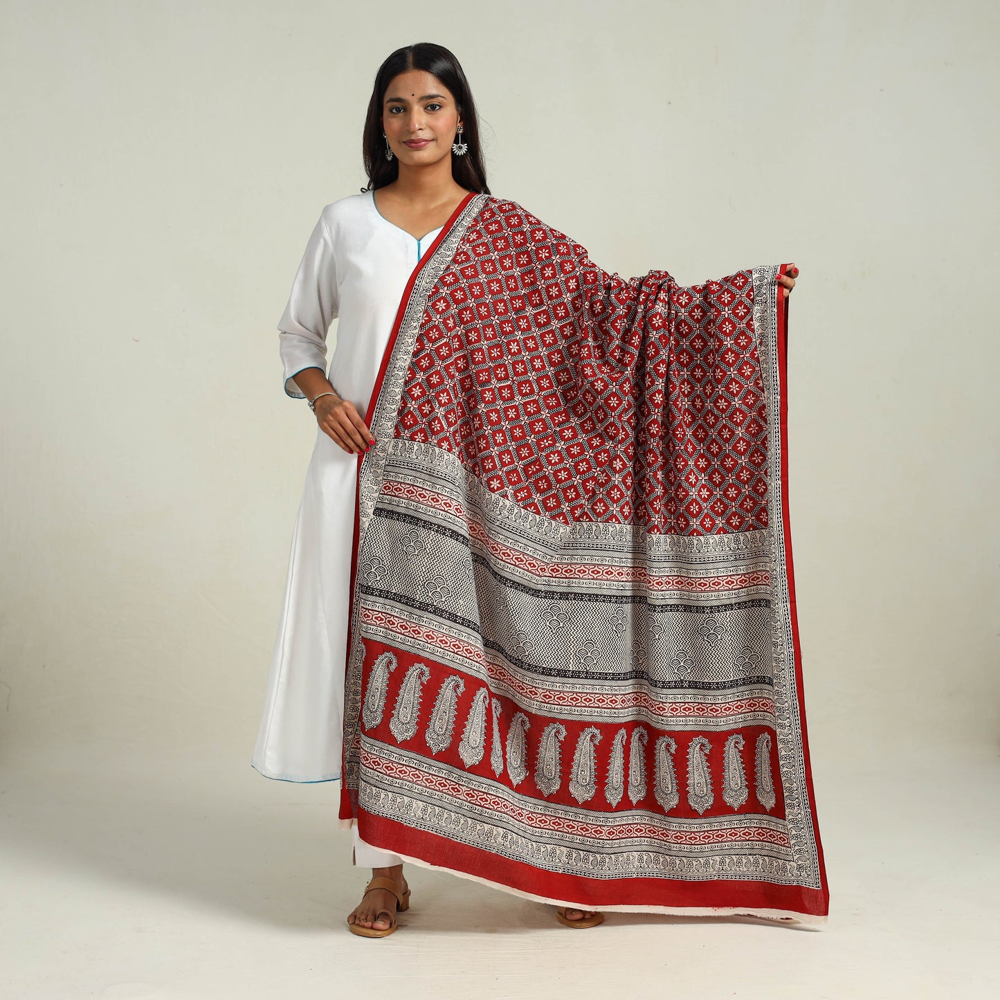 Red - hand cotton bagh dupatta 02 - handcrafted
