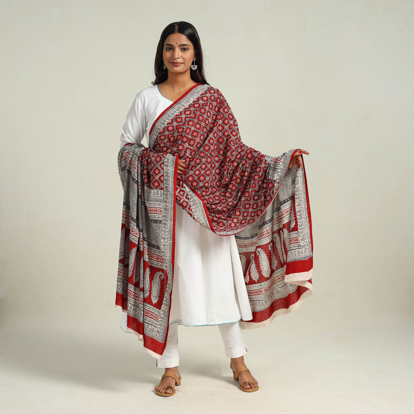 Red - hand cotton bagh dupatta 02 - handcrafted