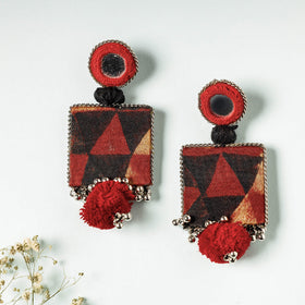 Buy Handcrafted Ajrakh Print Beadwork Earrings Online at iTokri.com