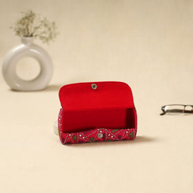 Handcrafted bengal kantha work spectacle case 07