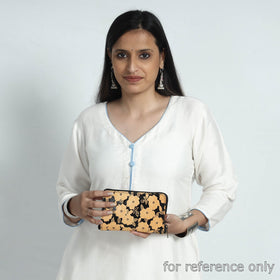 Red Handcrafted Embossed Leather Mobile Case with Card Holder 