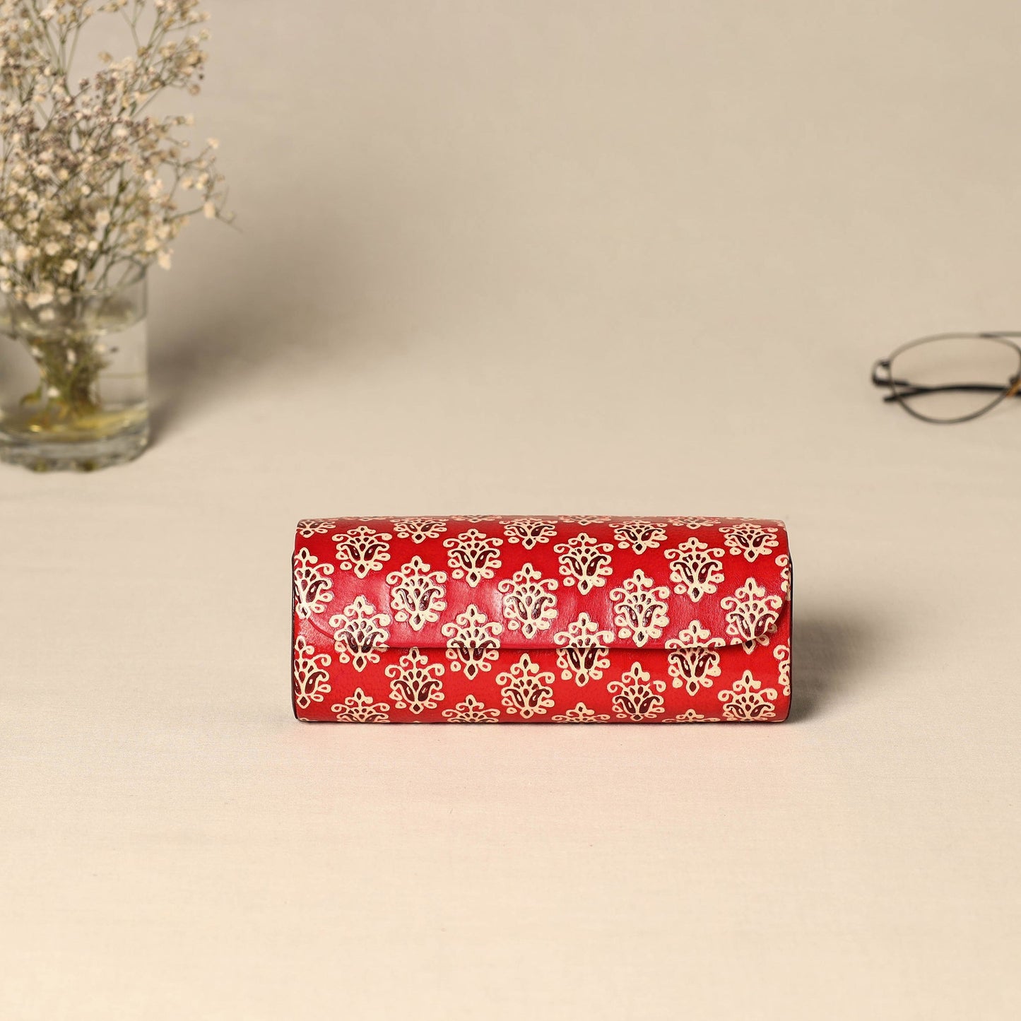 Handcrafted embossed leather spectacle case 01