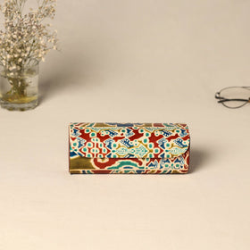 Handcrafted embossed leather spectacle case 10