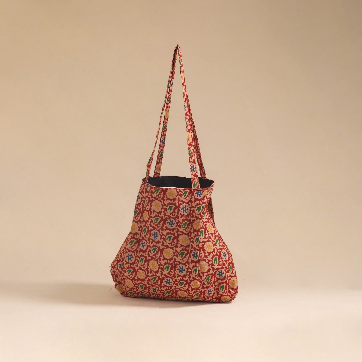 Handcrafted fabric jhola bag 16