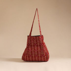 Handcrafted fabric jhola bag 32