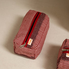 Handcrafted fabric toiletry bags (set of 3) 31