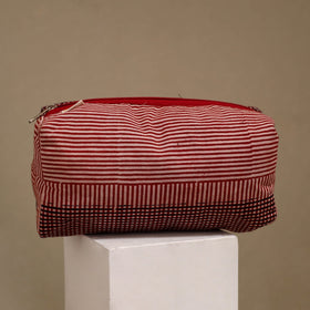 Handcrafted fabric toiletry bags (set of 3) 31