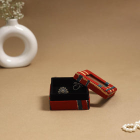 Handcrafted printed fabric ring/earring box 25