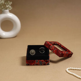 Handcrafted printed fabric ring/earring box 62