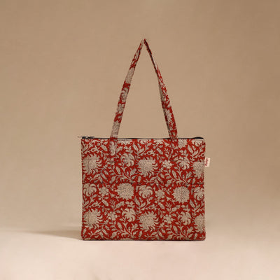 Handcrafted quilted handbag 04