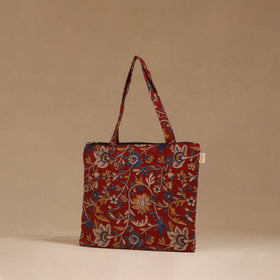 Handcrafted quilted handbag 07