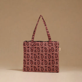 Handcrafted quilted handbag 105