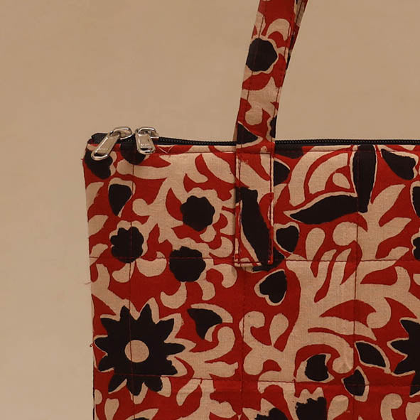 Handcrafted quilted handbag 11