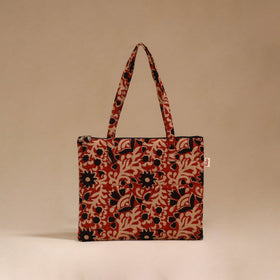 Handcrafted quilted handbag 11