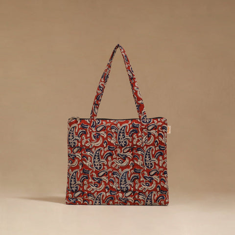 Handcrafted quilted handbag 23