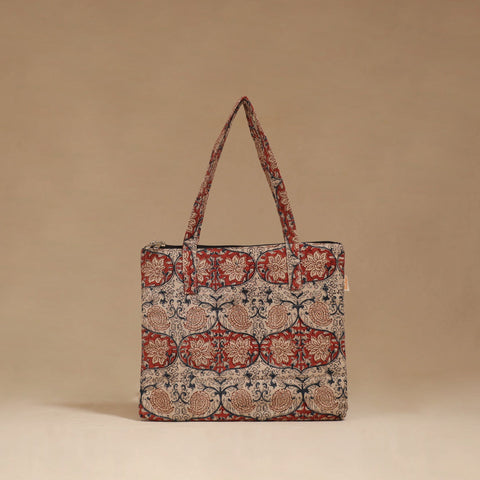 Handcrafted quilted handbag 24