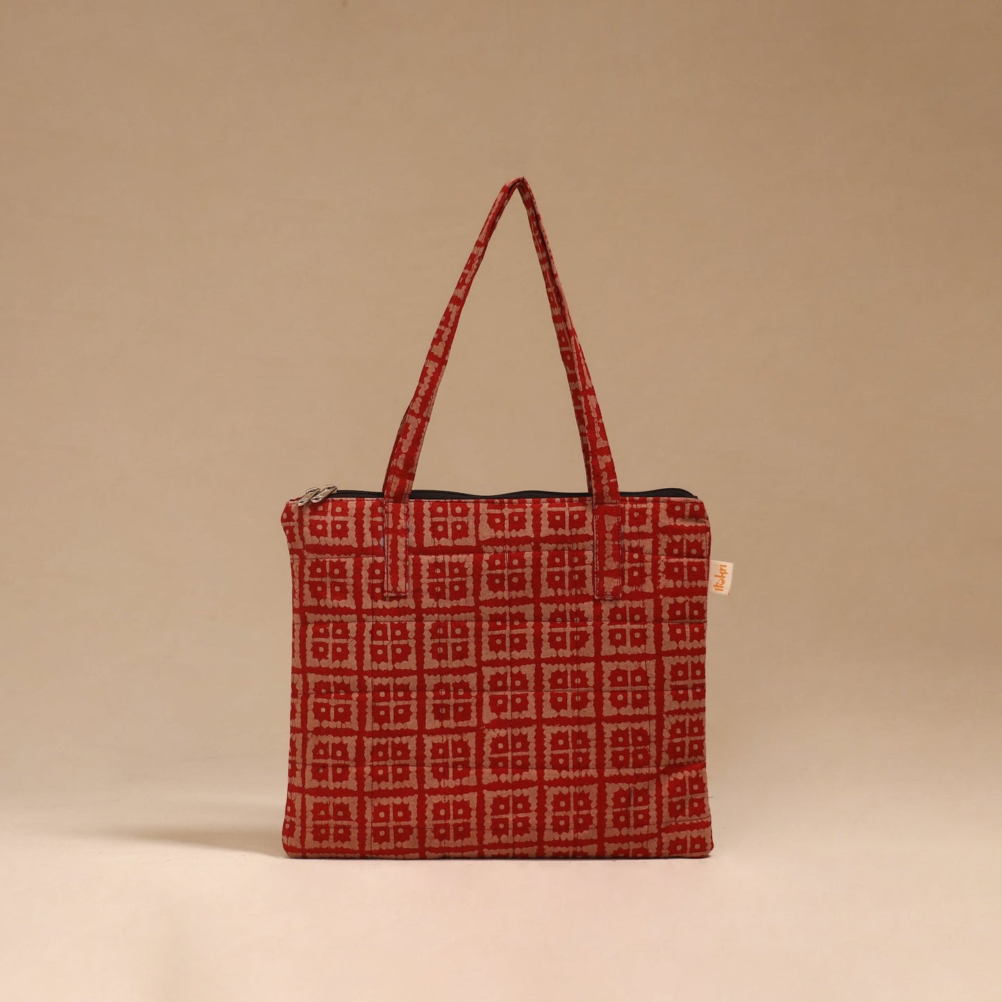 Handcrafted quilted handbag 26
