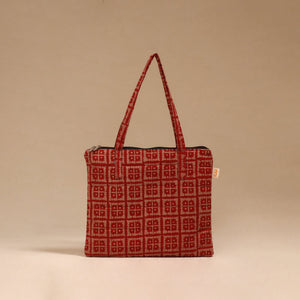 Handcrafted quilted handbag 26