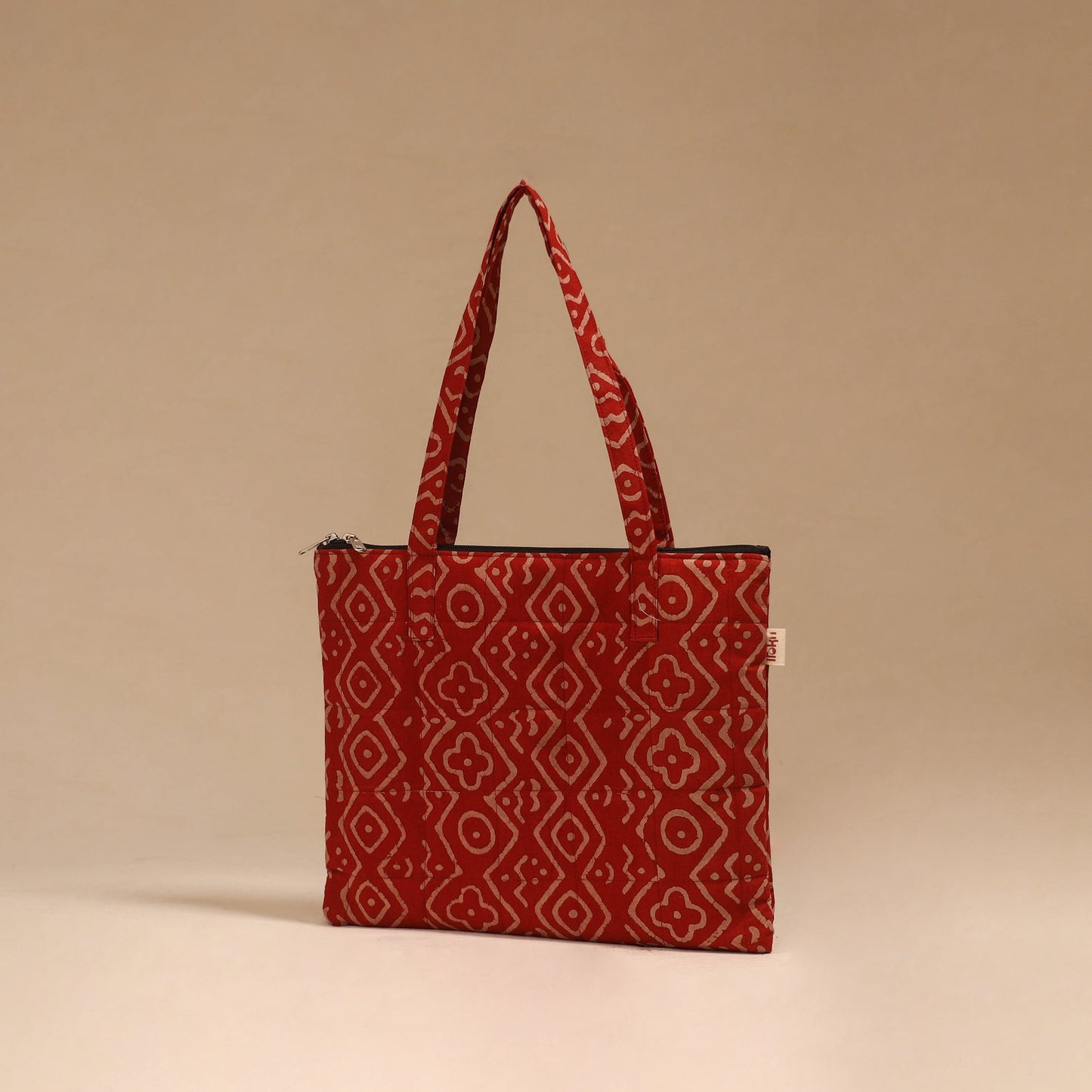 Handcrafted quilted handbag 27
