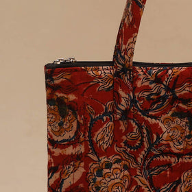 Handcrafted quilted handbag 29