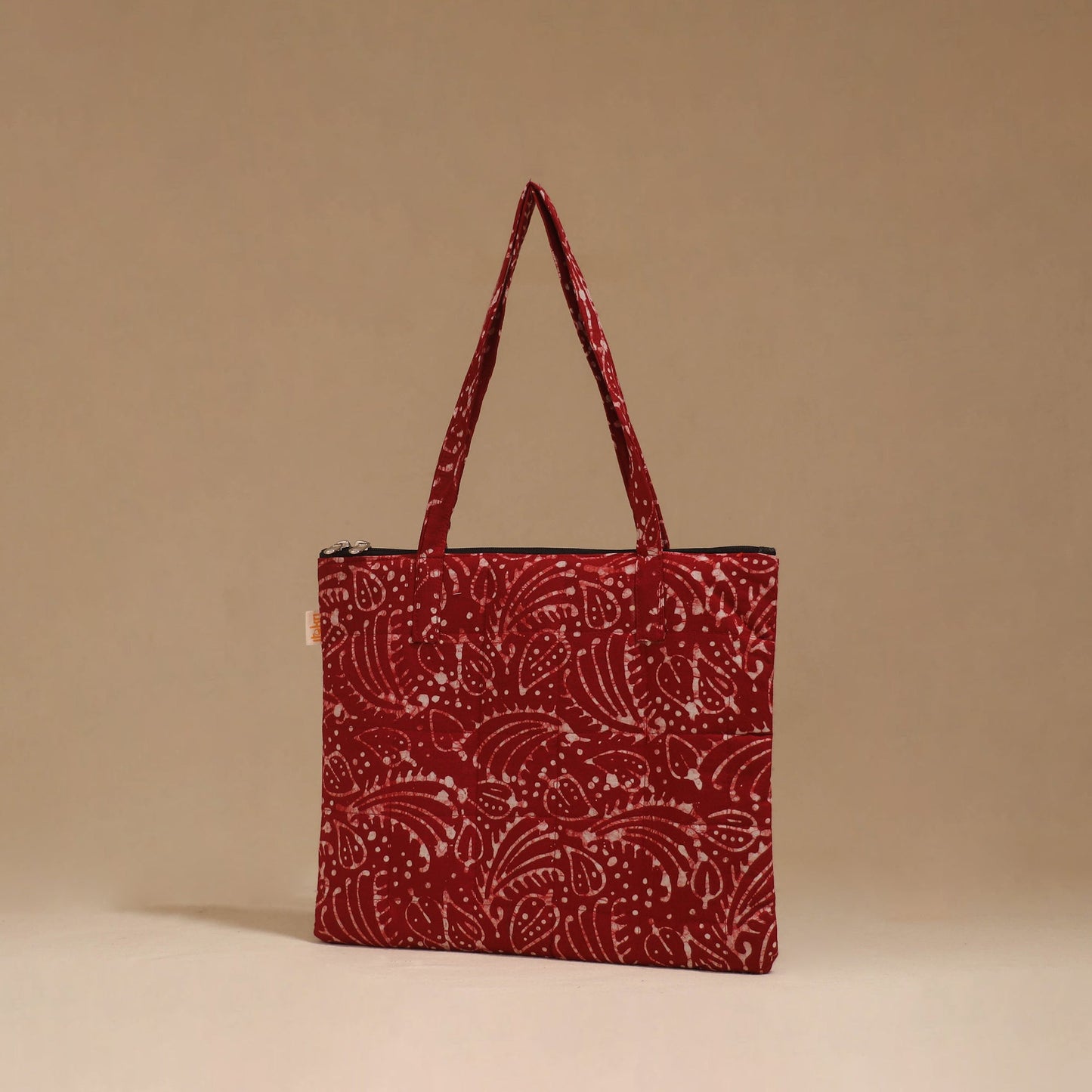 Handcrafted quilted handbag 29