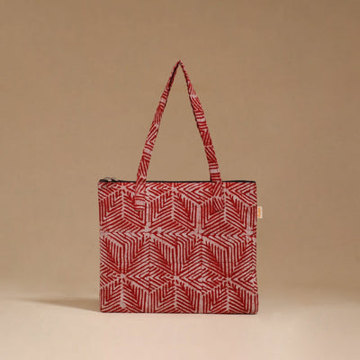 Handcrafted quilted handbag 30