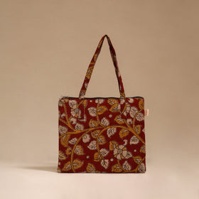 Handcrafted quilted handbag 31