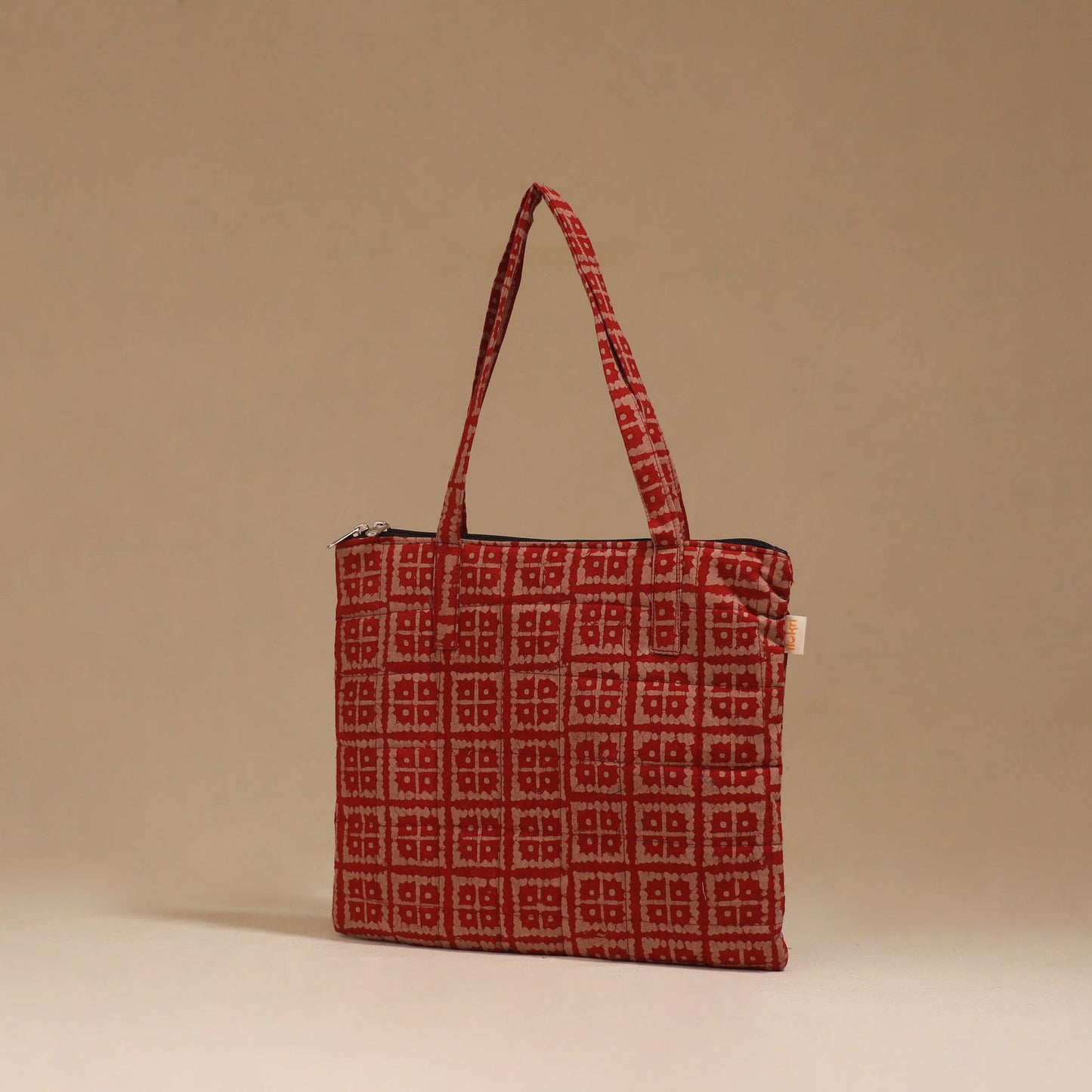 Handcrafted quilted handbag 69