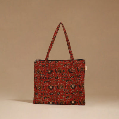 Handcrafted quilted handbag 78